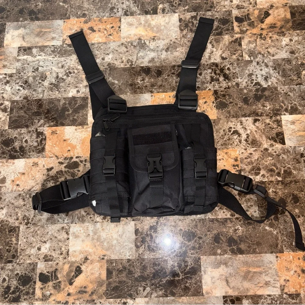 Tactical Chest Bag Carrier – Adjustable Crossbody Utility Pack✅✅‼️